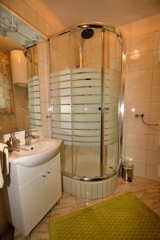 ホテルプリトヴィツェ パンション ロブリチ Plitvička Jezera 部屋 写真