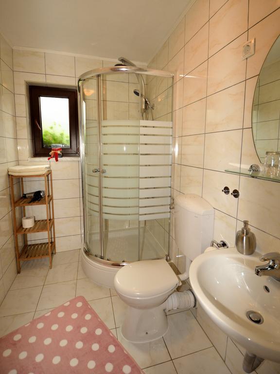 ホテルプリトヴィツェ パンション ロブリチ Plitvička Jezera 部屋 写真